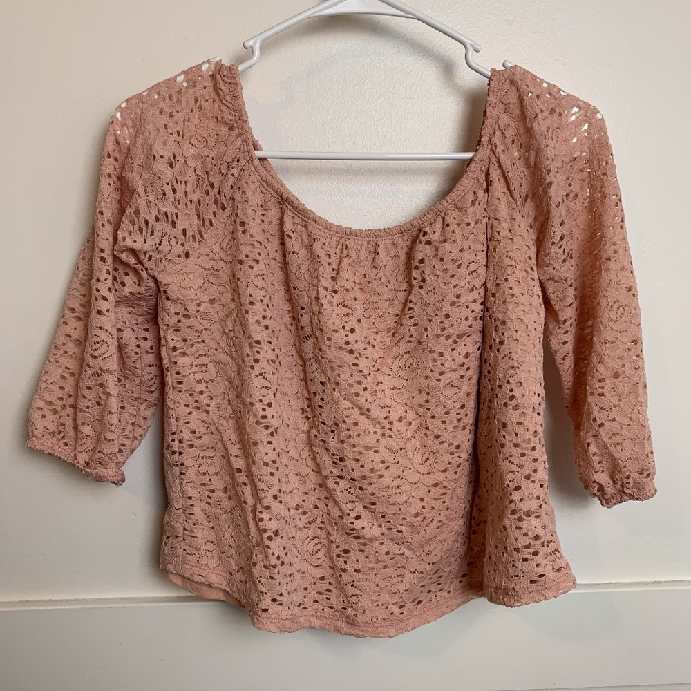 Hollister Pink Floral Lace Half Sleeve Crop Top